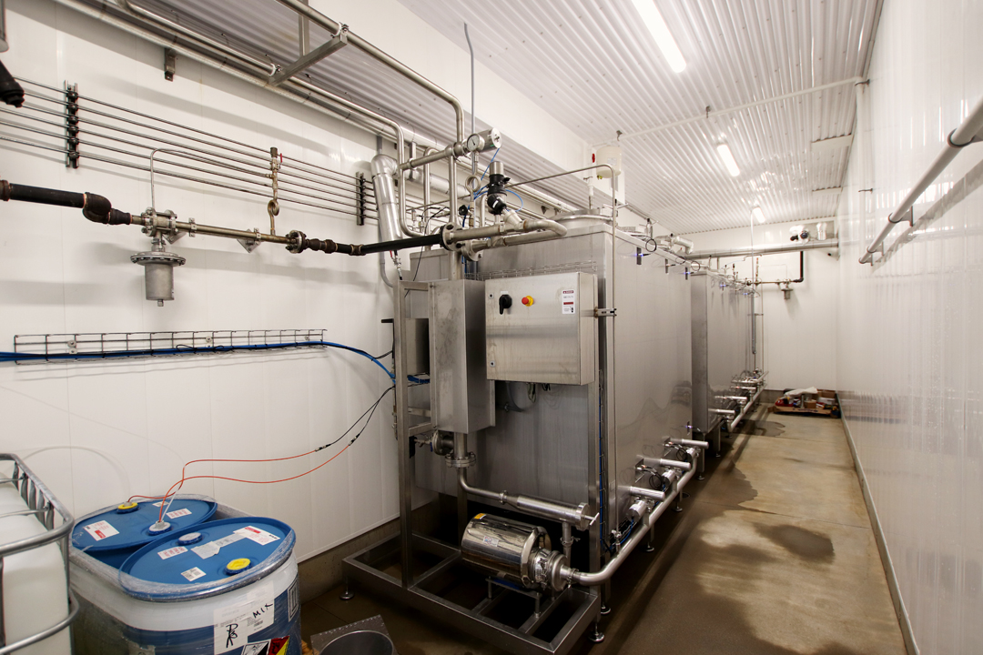 Van den Heuvel Dairy and Food Equipment C.I.P. unit
